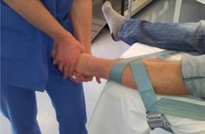 Aplicación de la Terapia Manual Ortopédica (OMT) Concepto Kaltenborn-Evjenth en la hipomovilidad de la flexión dorsal de la articulación tibio-peronea-astragalina. Estudio de un caso clínico.