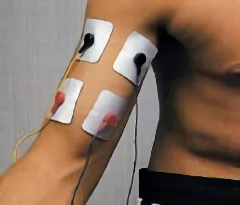 Colocación de electrodos en bíceps braquial